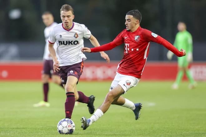 助球队取胜 助球队取胜